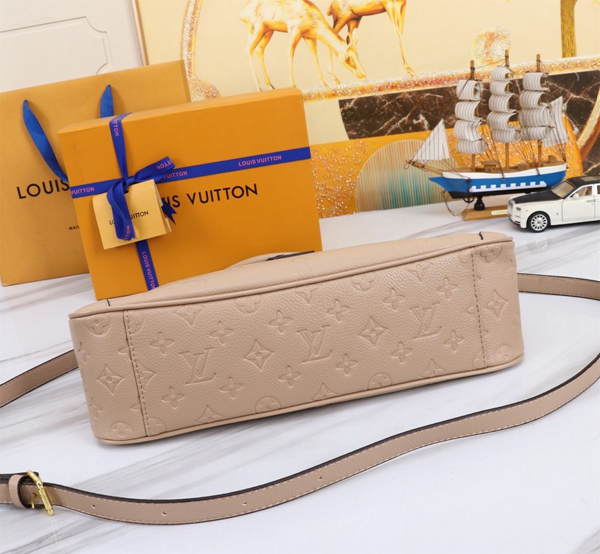 ルイヴィトンバッグ内部構造